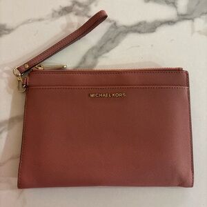 Michael Kors Rose Wristlet